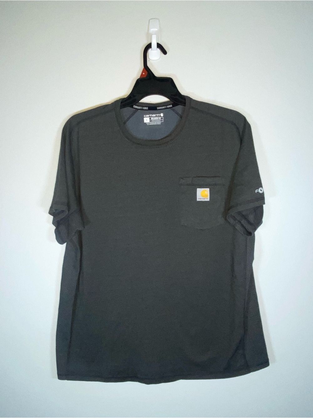 Carhartt Short-Sleeve Pocket Tee in Charcoal